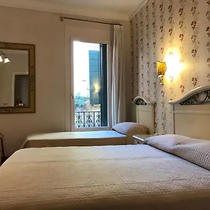 Alojamento de Acomodação e Pequeno-almoço Al Campaniel, Veneza