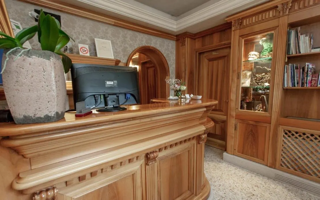 Hotel Ristorante Ca' Nova Venecia 3*,  Italia